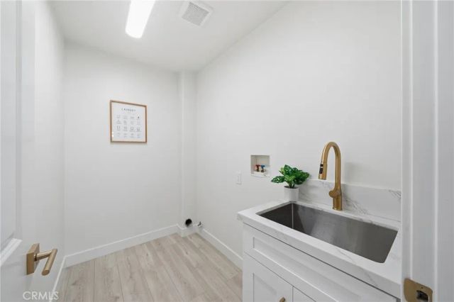 305 N College Drive, La Habra, CA 90631