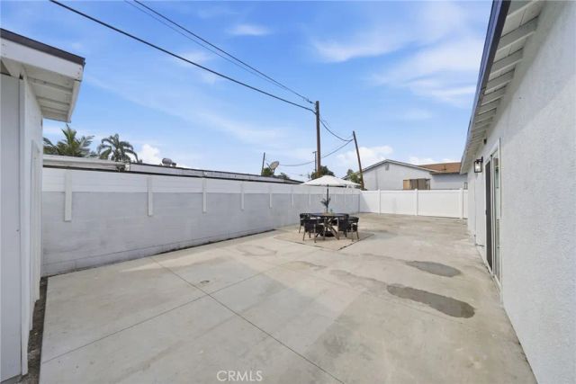 305 N College Drive, La Habra, CA 90631