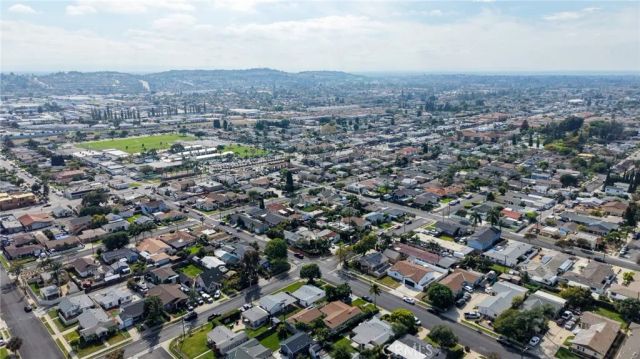 305 N College Drive, La Habra, CA 90631