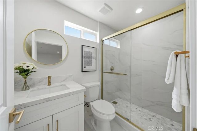 305 N College Drive, La Habra, CA 90631