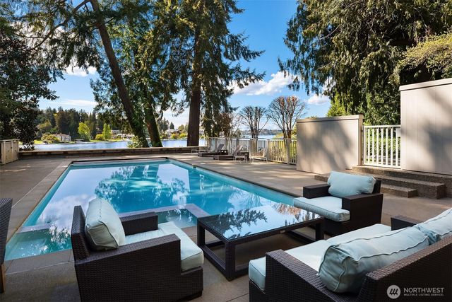 3445 Hunts Point Road, Hunts Point, WA 98004