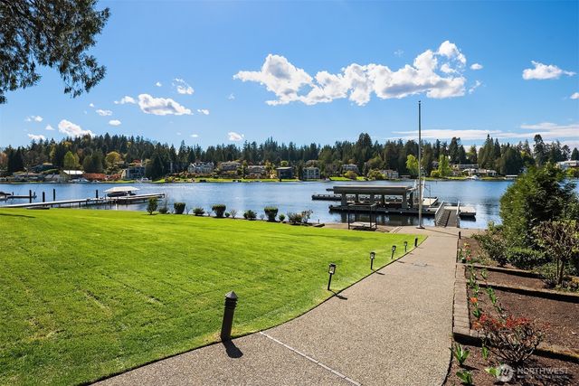 3445 Hunts Point Road, Hunts Point, WA 98004