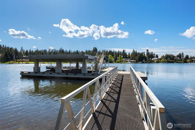 3445 Hunts Point Road, Hunts Point, WA 98004