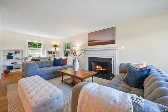 52 Midland Avenue, Bronxville, NY 10708