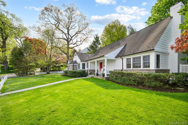 52 Midland Avenue, Bronxville, NY 10708