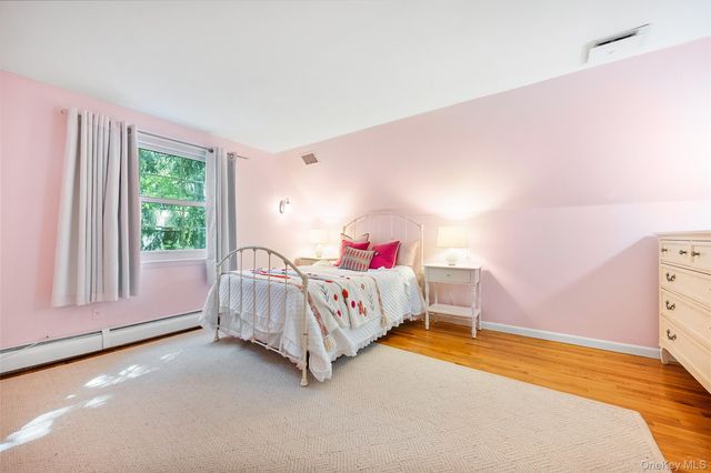 52 Midland Avenue, Bronxville, NY 10708