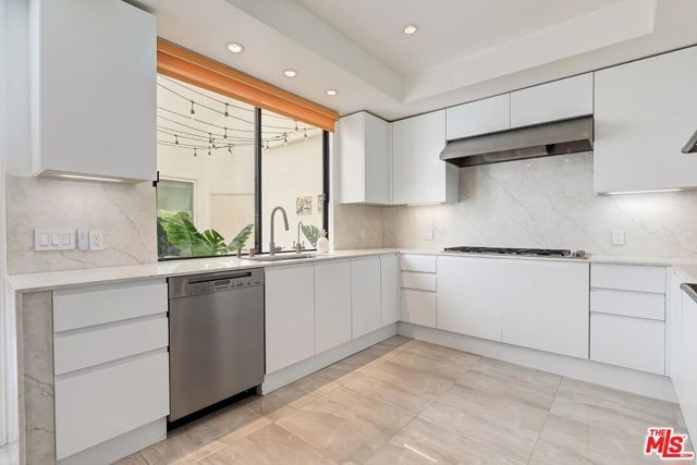 2172 Century, Los Angeles, CA 90067