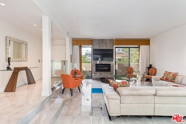 2172 Century, Los Angeles, CA 90067