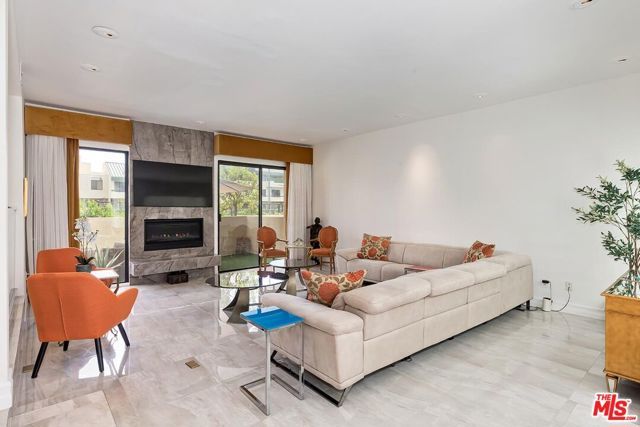 2172 Century, Los Angeles, CA 90067