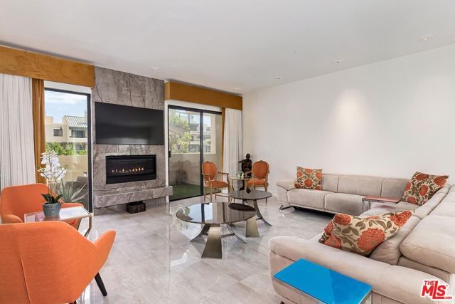 2172 Century, Los Angeles, CA 90067