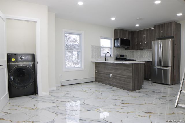 22011 94th Drive, Queens Village, NY 11428