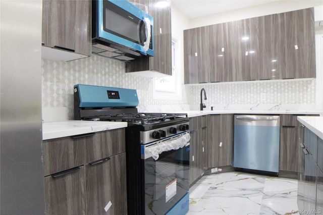 22011 94th Drive, Queens Village, NY 11428