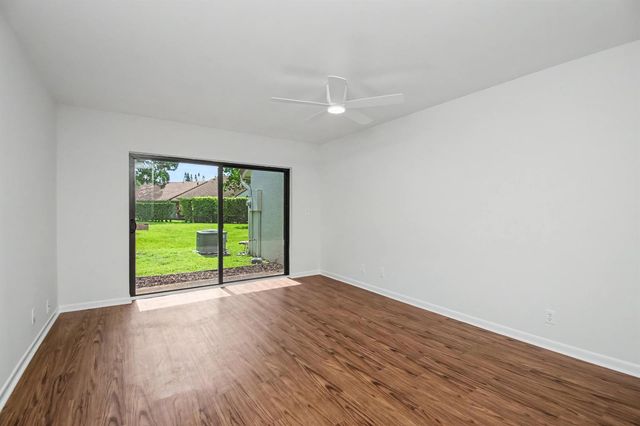 21642 Guadalajara Avenue, Boca Raton, FL 33433