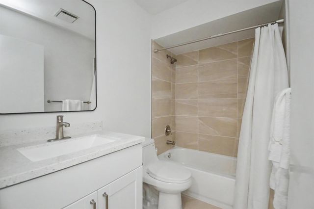 21642 Guadalajara Avenue, Boca Raton, FL 33433