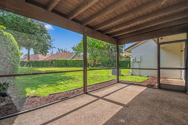 21642 Guadalajara Avenue, Boca Raton, FL 33433