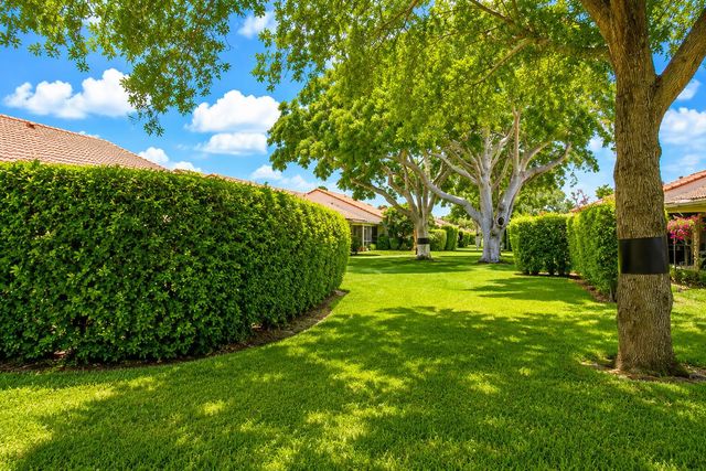 21642 Guadalajara Avenue, Boca Raton, FL 33433