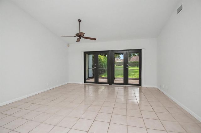 21642 Guadalajara Avenue, Boca Raton, FL 33433