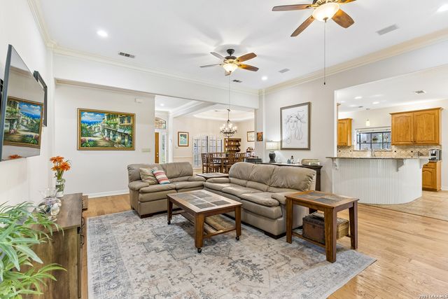 20123 HOYA LN, Garden Ridge, TX 78266