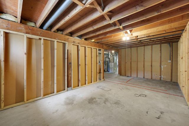 122 Craig Way NE, Fridley, MN 55432
