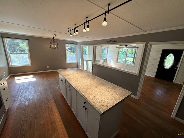 406 Mt Zion Rd, Bonaire, GA 31005
