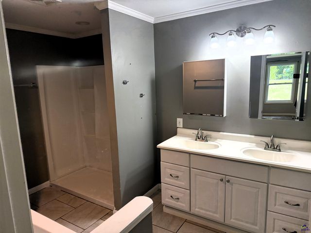 406 Mt Zion Rd, Bonaire, GA 31005