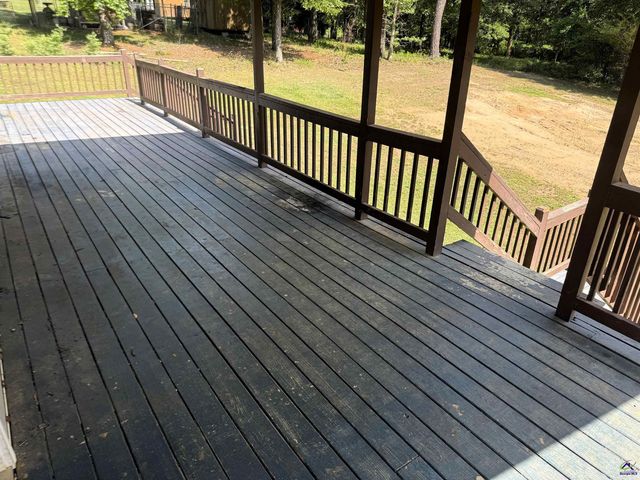 406 Mt Zion Rd, Bonaire, GA 31005