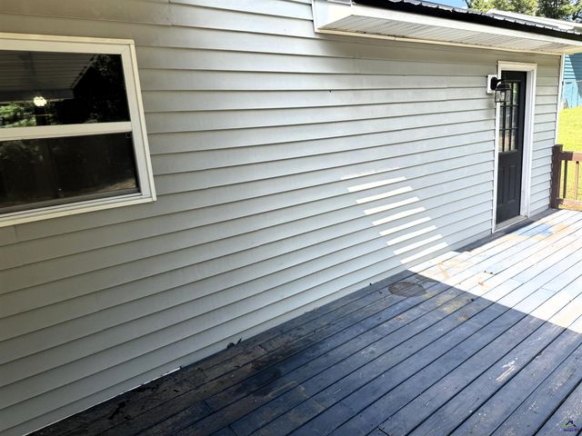 406 Mt Zion Rd, Bonaire, GA 31005