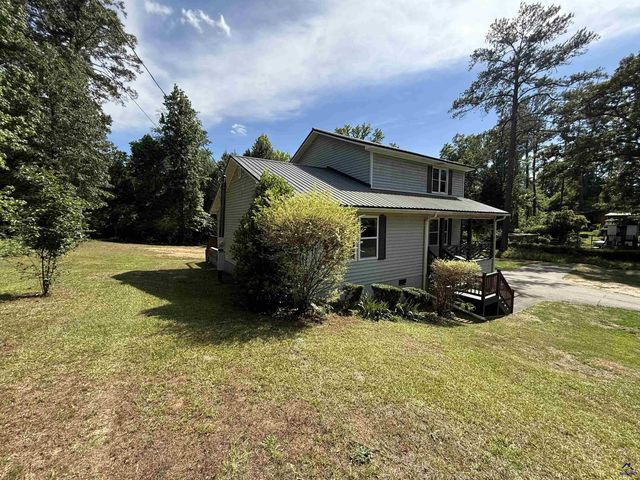 406 Mt Zion Rd, Bonaire, GA 31005