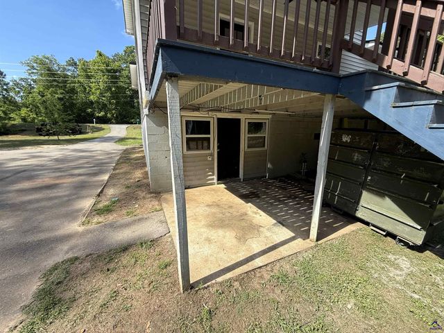 406 Mt Zion Rd, Bonaire, GA 31005