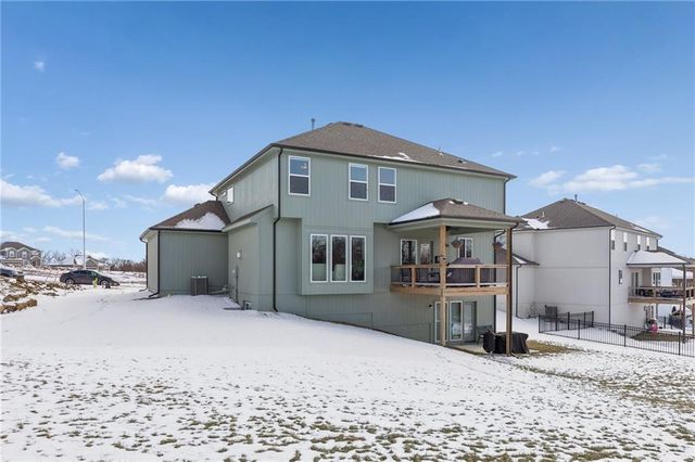 9018 N Denver Avenue, Kansas City, MO 64156