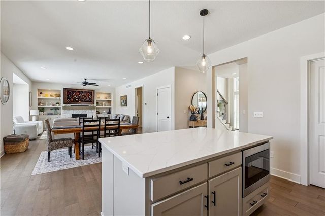 9018 N Denver Avenue, Kansas City, MO 64156