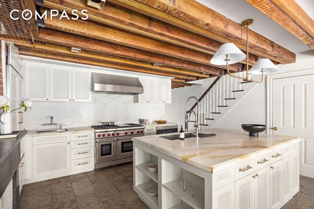 416 W 20th Street, New York City, NY 10011