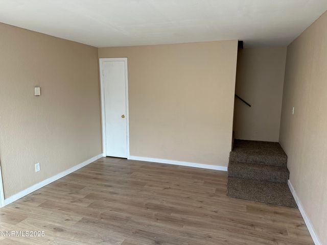 3300 Woodside Drive Unit 6, Carson City, NV 89701