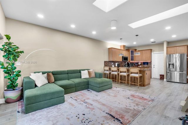 8781 NW 148th Ter, Miami Lakes, FL 33018