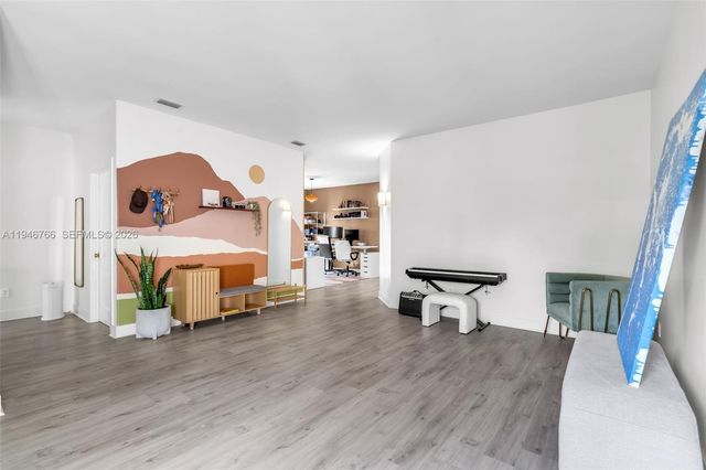 8781 NW 148th Ter, Miami Lakes, FL 33018