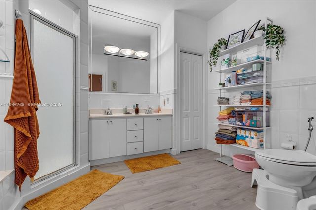 8781 NW 148th Ter, Miami Lakes, FL 33018