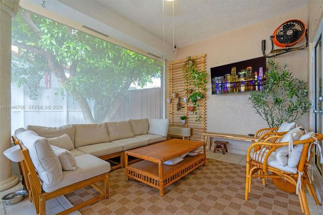 8781 NW 148th Ter, Miami Lakes, FL 33018