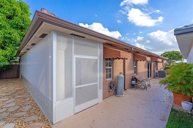 8781 NW 148th Ter, Miami Lakes, FL 33018