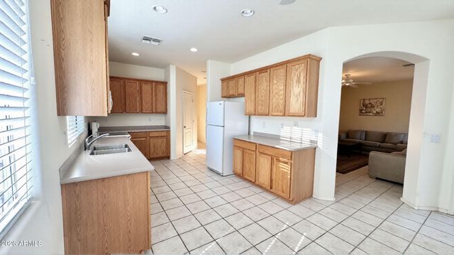 16863 W WEYMOUTH Road, Surprise, AZ 85374