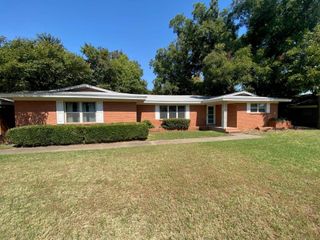 801 SYCAMORE DRIVE, Burkburnett, TX 76354