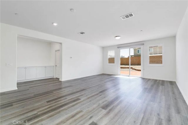 11185 Hyatt, Victorville, CA 92392