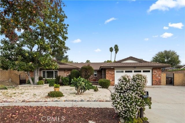 384 Andover, Claremont, CA 91711