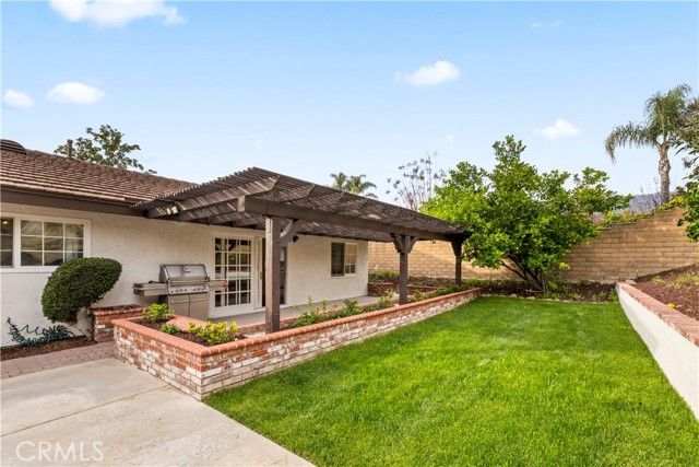 384 Andover, Claremont, CA 91711