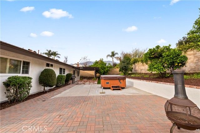 384 Andover, Claremont, CA 91711