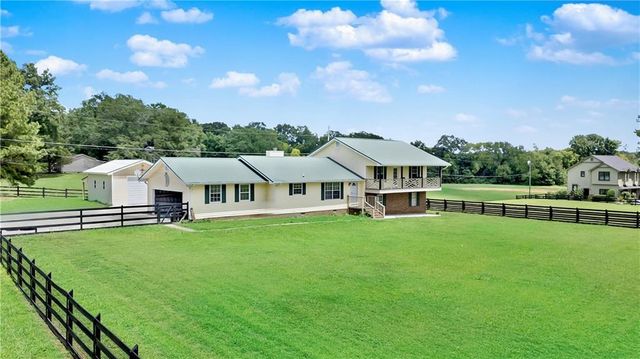 307 Craigtown NE Road, Calhoun, GA 30701