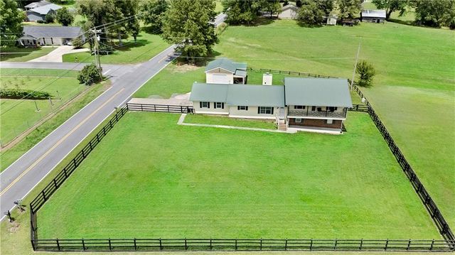 307 Craigtown NE Road, Calhoun, GA 30701