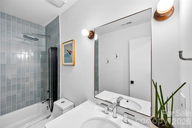 6212 Sellars Court, Charlotte, NC 28211