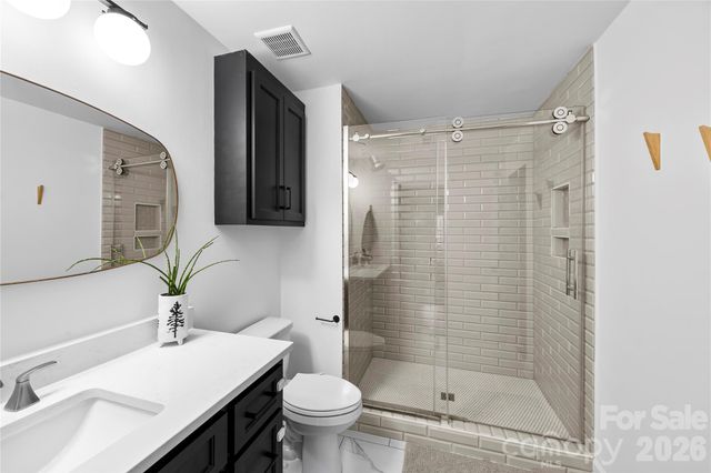 6212 Sellars Court, Charlotte, NC 28211