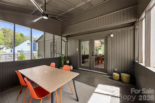 6212 Sellars Court, Charlotte, NC 28211