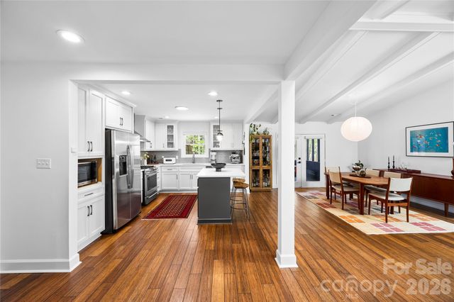 6212 Sellars Court, Charlotte, NC 28211